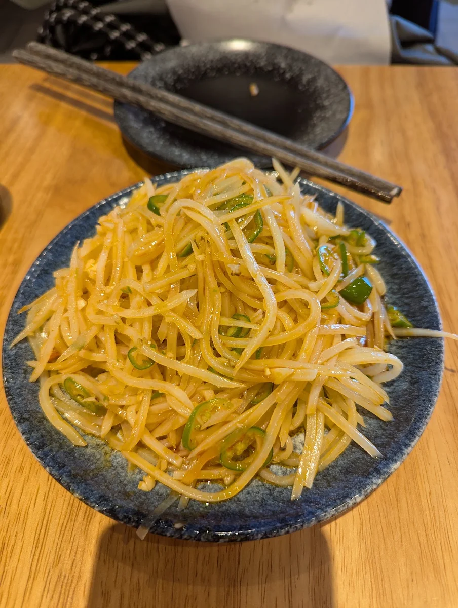 shredded potato salad 酸辣土豆丝